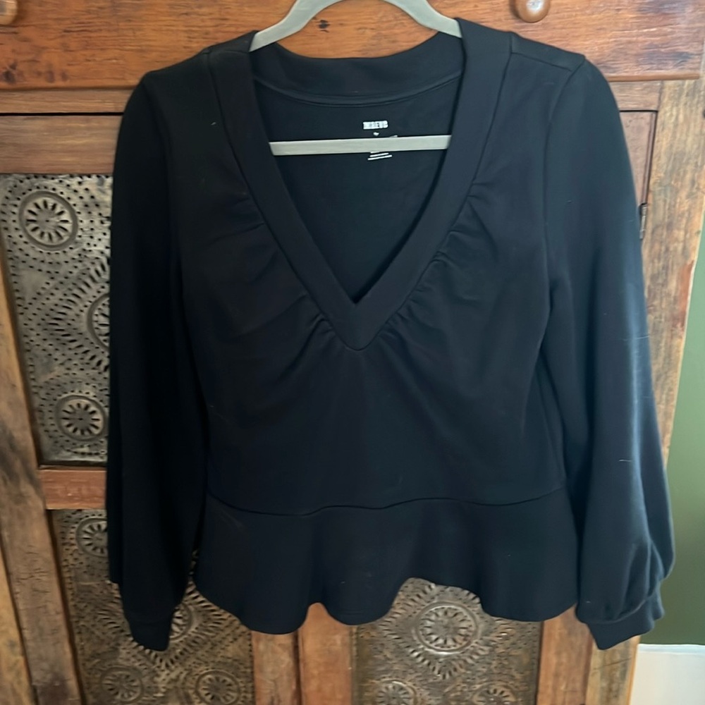 Anthropologie v neck, peplum waist, jersey knit sweatshirt 
Maeve